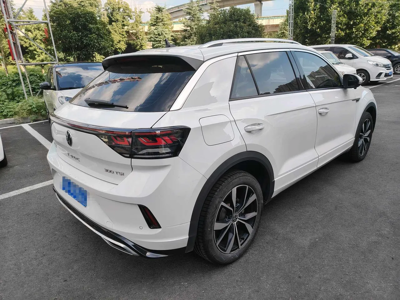 Volkswagen 2024 Tange 1.5TSI 300TSI Two-Drive Chen Guang Edition Automatic Gear 7