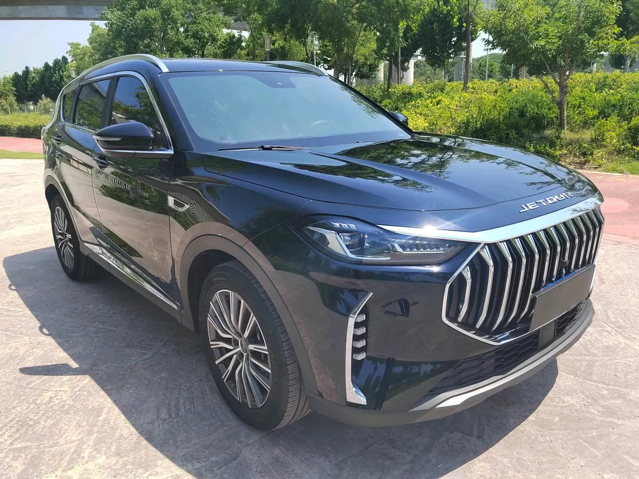 Jetour 2024 X70 PLUS 1.5T Champion MAX 5-seat Automatic Gear 3