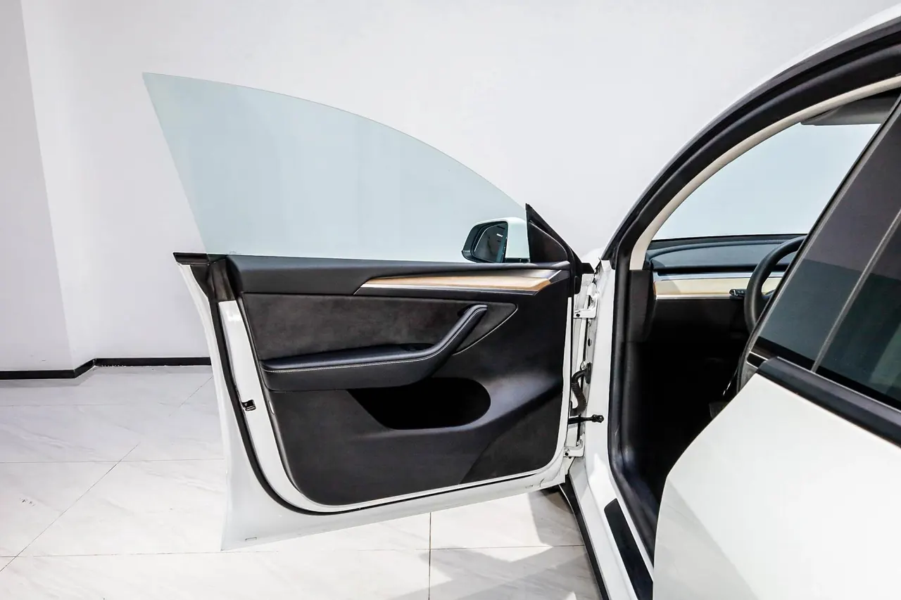 Tesla 2022 Model Y rear-wheel drive version (facelift) automatic gear 7