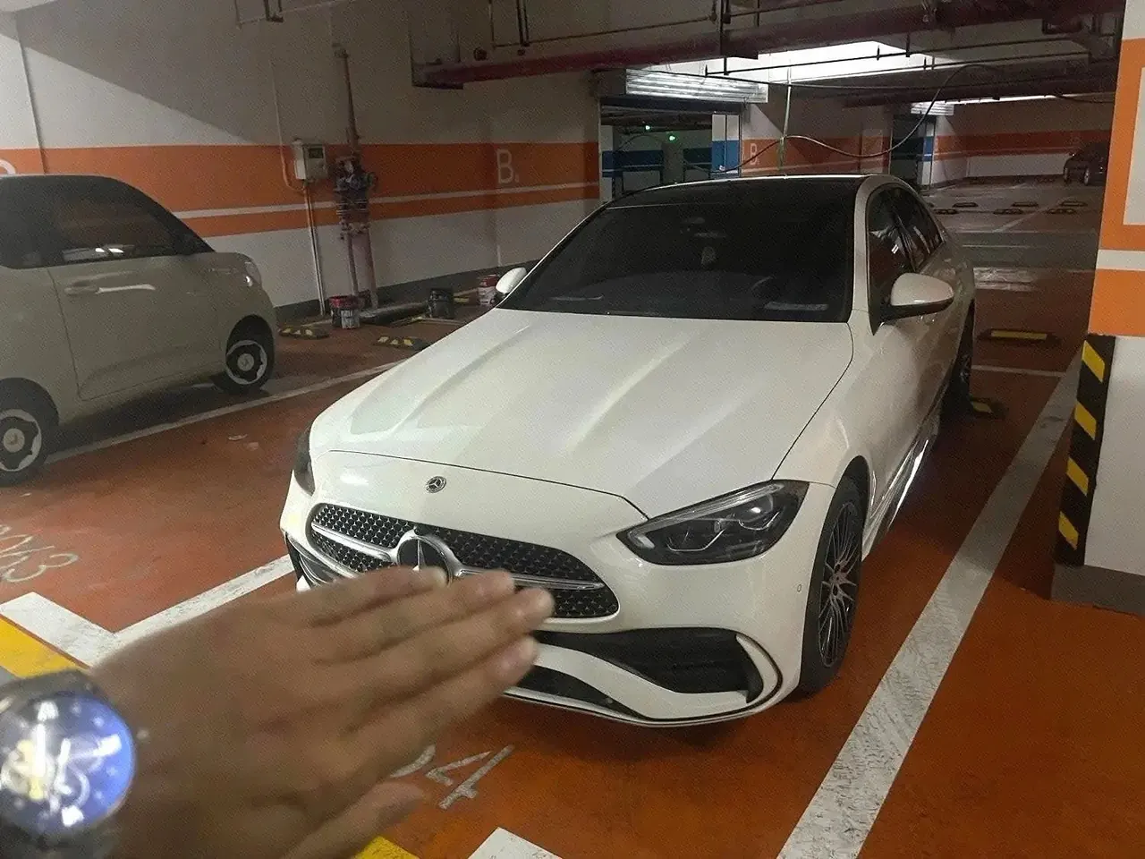 Open image lightbox: Mercedes Benz Class C 2024 C 260 L 48V 1.5T Sports Edition (Modified 3) Automatic Gear