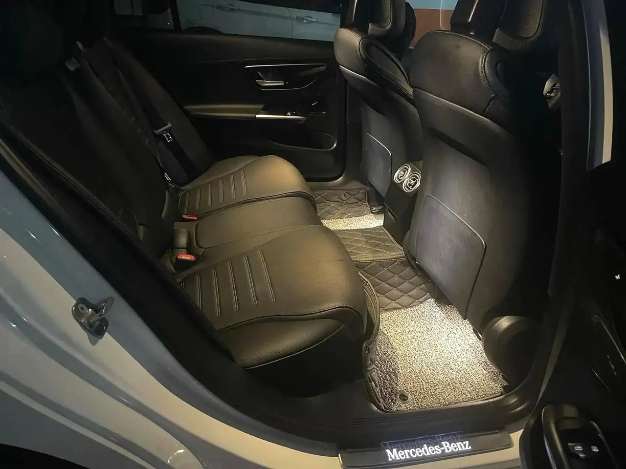 Mercedes Benz Class C 2024 C 260 L 48V 1.5T Sports Edition (Modified 3) Automatic Gear 5