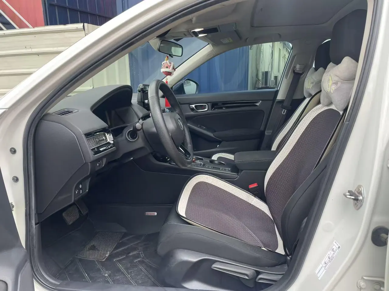 Honda 2023 Civic 1.5T CVT 240TURBO Sporty Edition Automatic 3