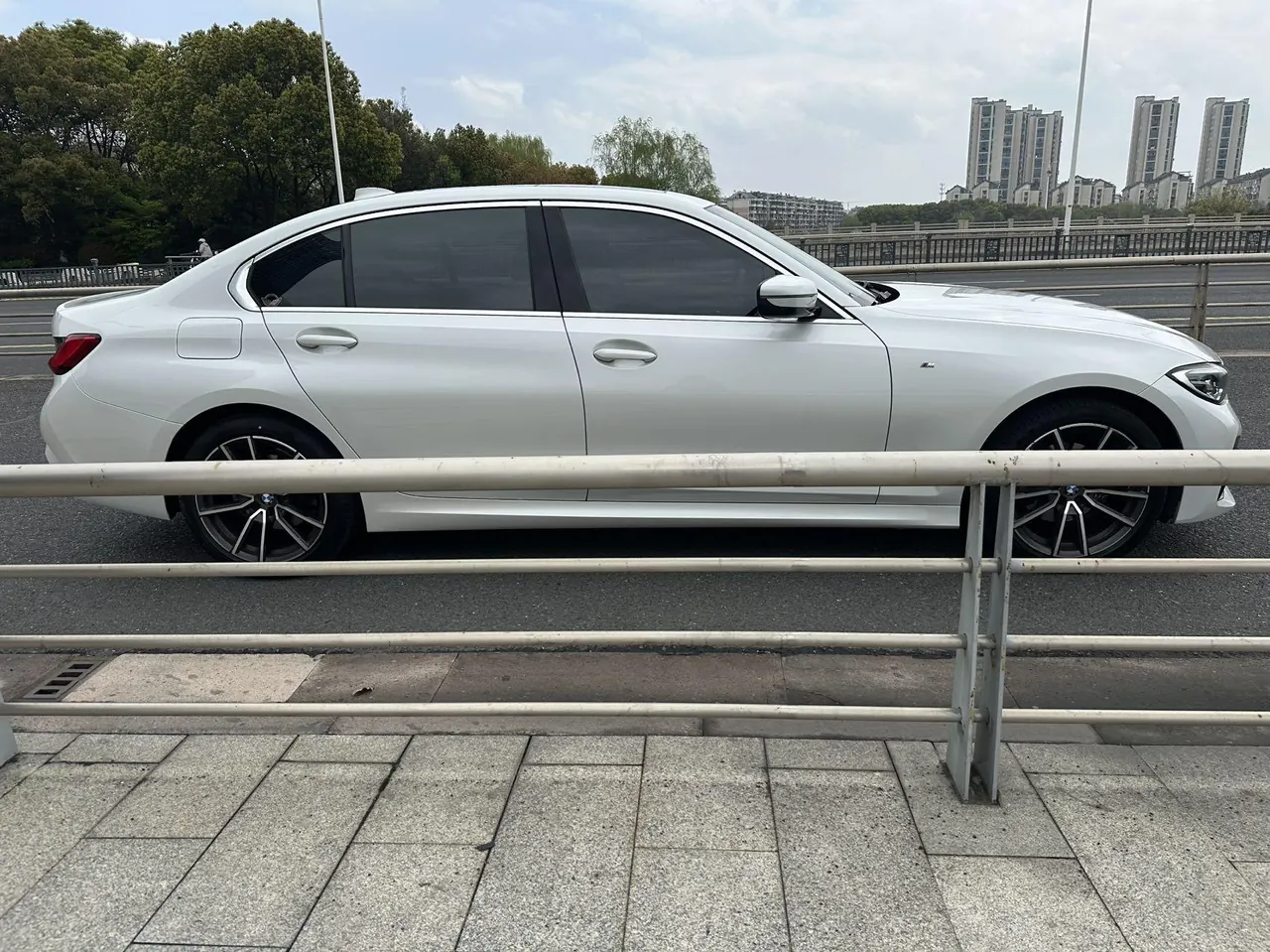BMW 3 Series 2021 320Li 2.0T M Sports Suit (Modified) Automatic Gear 7