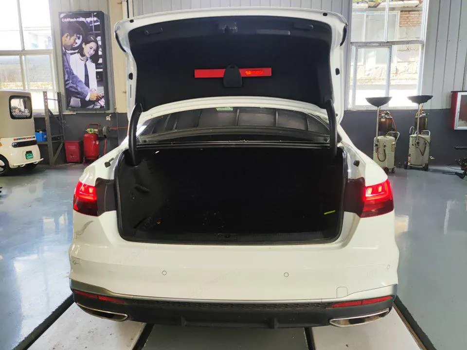 Audi 2024 A4L 2.0TFSI 40TFSI Fashion Dynamic Automatic 9