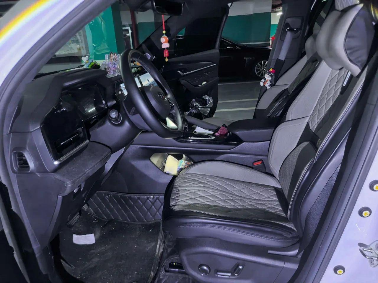 Geely 2024 XingyueL (Monjaro) 2.0TD High Power Two-Drive Enovate Edition Automatic Transmission 3