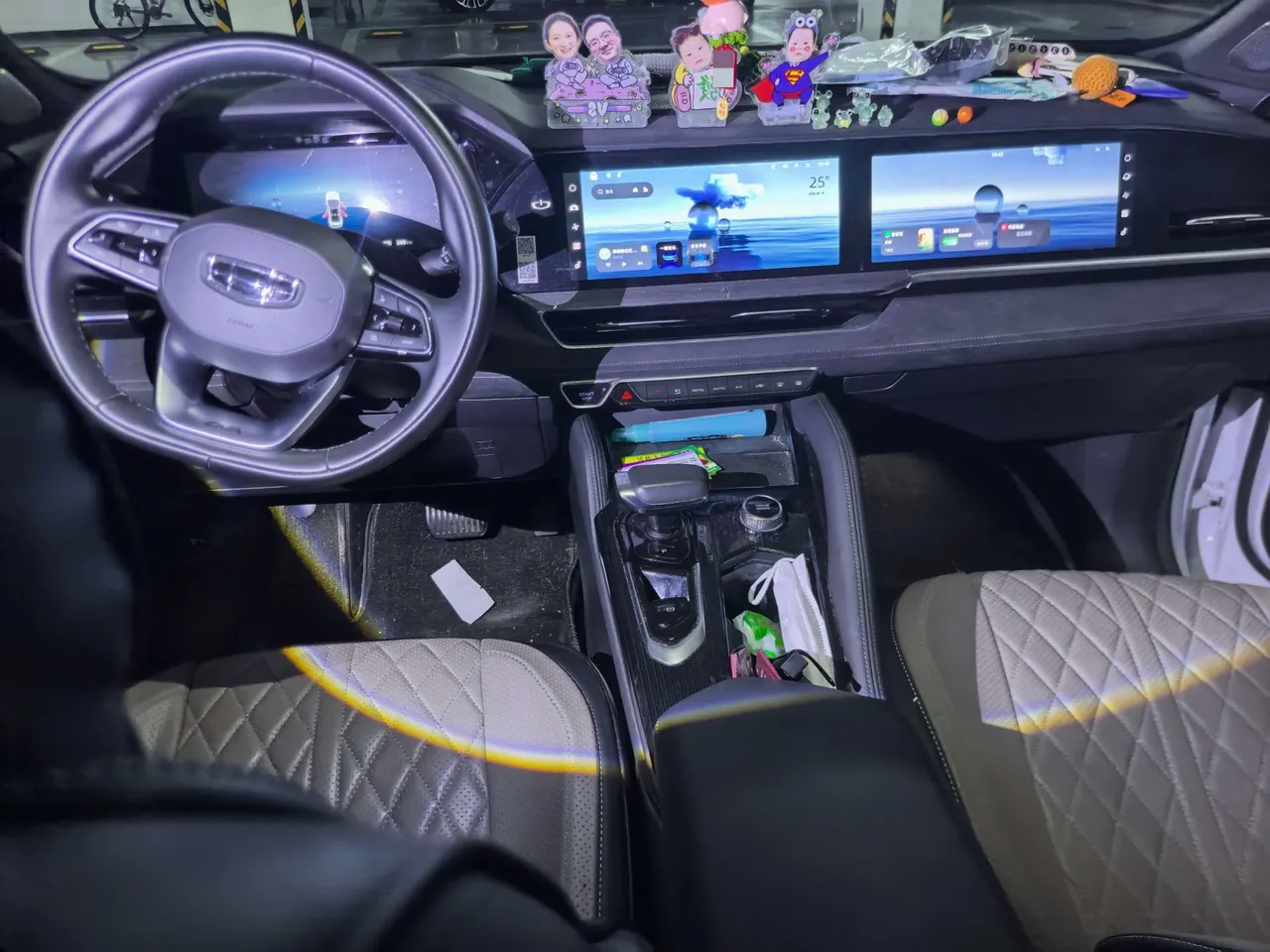 Geely 2024 XingyueL (Monjaro) 2.0TD High Power Two-Drive Enovate Edition Automatic Transmission 5