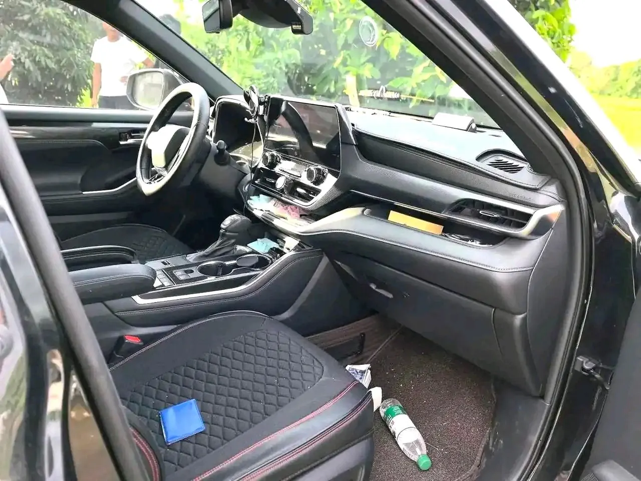 Toyota 2022 Crown Land Release 2.5 Stepless Four-wheel Drive Premium Edition Automatic Gear 2