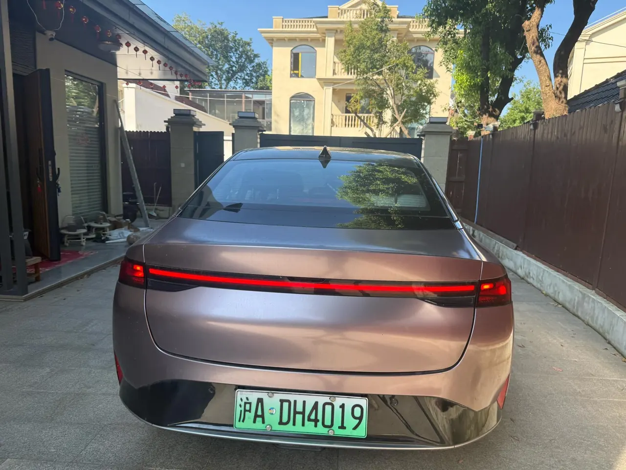 Xpeng 2022 P 5 550P automatic gear 7