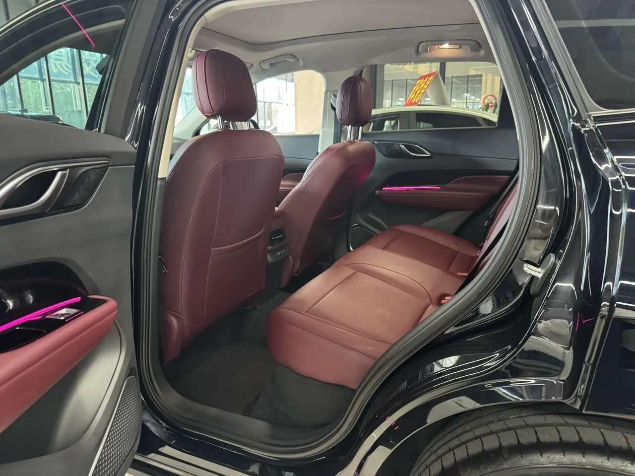 HongQi 2025 HS3 PHEV 1.5T 117km Strong for PLUS Edition Automatic Gear 5