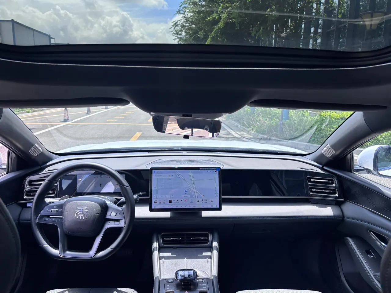 BYD 2025 Qin L DM-i 1.5 stepless smart driving version 120KM Exceed automatic gear 8
