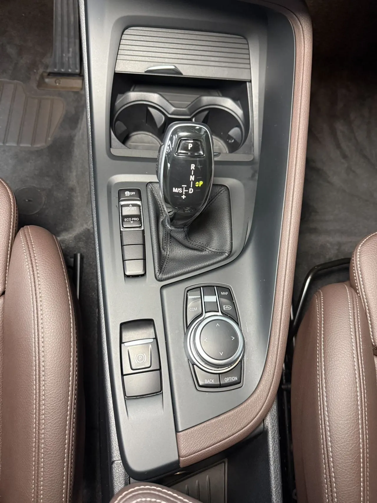 BMW 2022 X1 sDrive20Li 1.5T fashion automatic gear 13