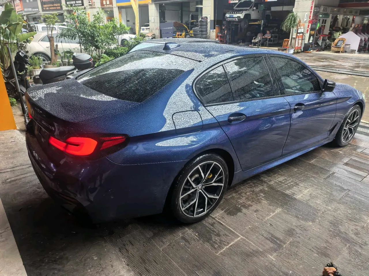 BMW 5 Series (Imported) 2021 525i 2.0T M Sports Suit Automatic Gear 6