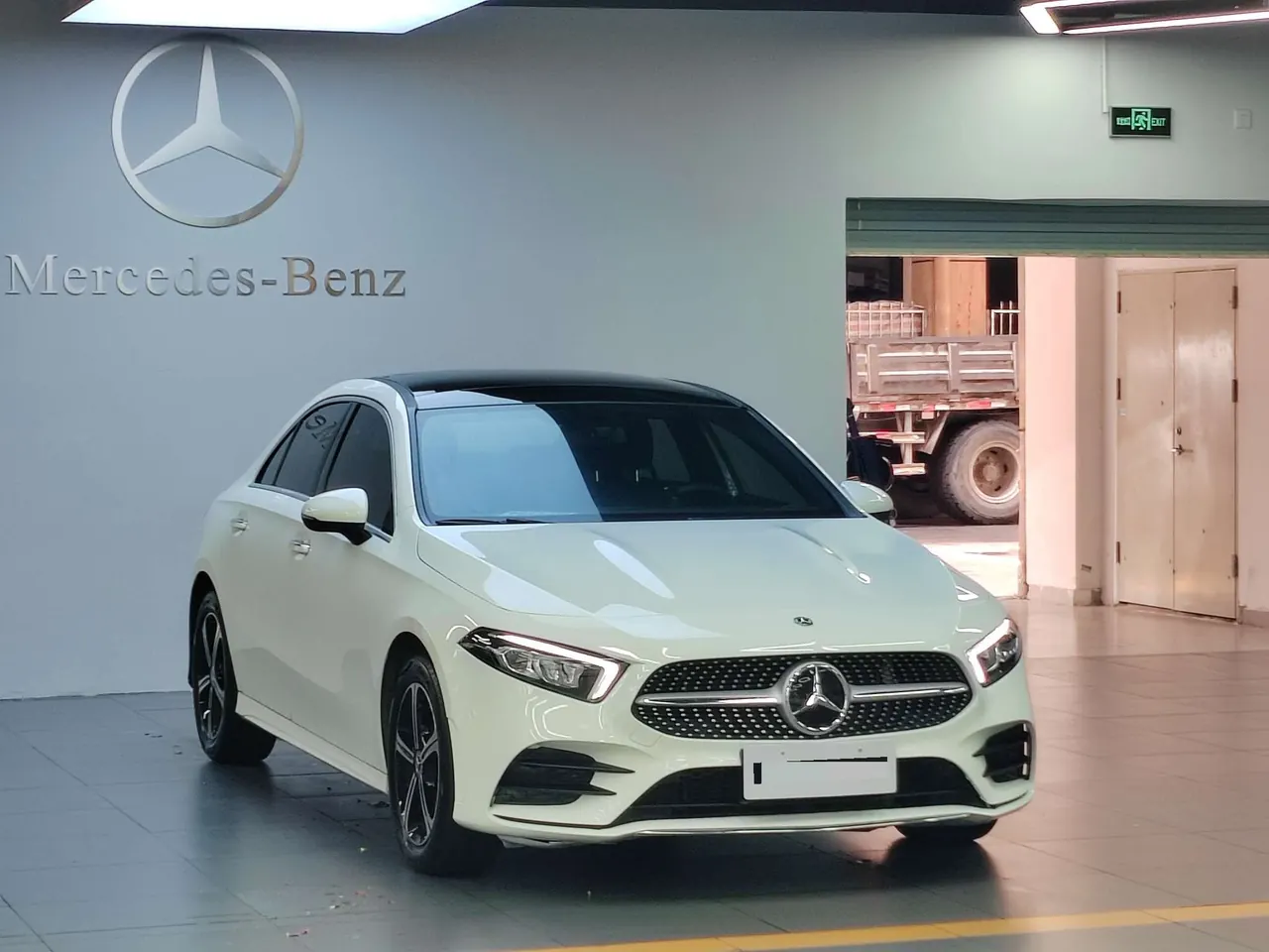Mercedes Benz Class A 2022 A 200 L 1.3T Fashion (Change 2) Automatic Gear 3