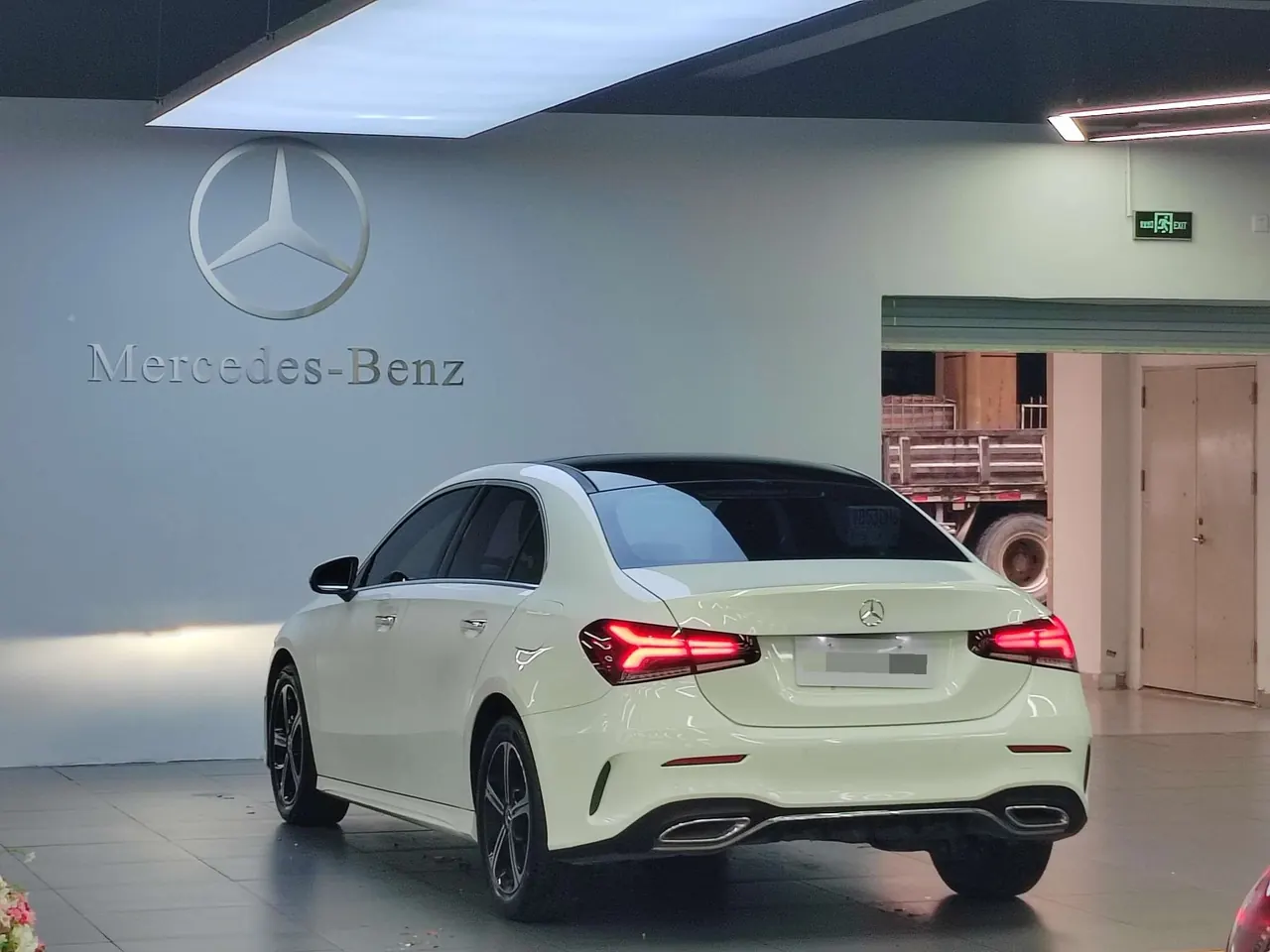 Mercedes Benz Class A 2022 A 200 L 1.3T Fashion (Change 2) Automatic Gear 4