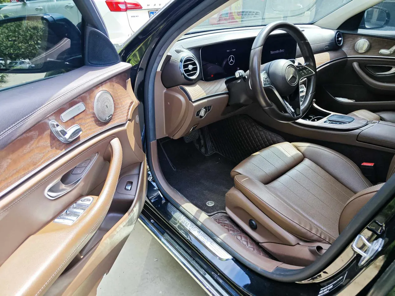 Mercedes Benz E Class 2022 E 260 L 2.0T Automatic 4