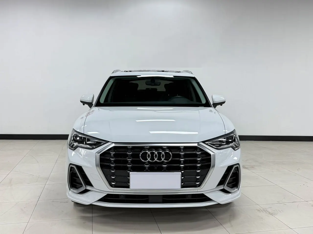 Audi 2022 Q3 1.4TFSI 35TFSI Fashion Dynamic Automatic 2