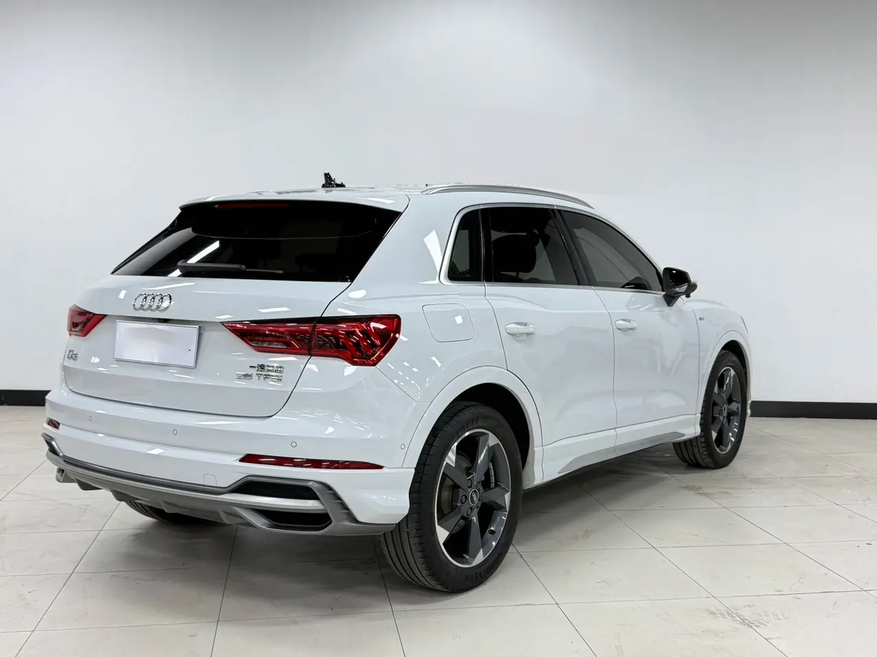 Audi 2022 Q3 1.4TFSI 35TFSI Fashion Dynamic Automatic 4
