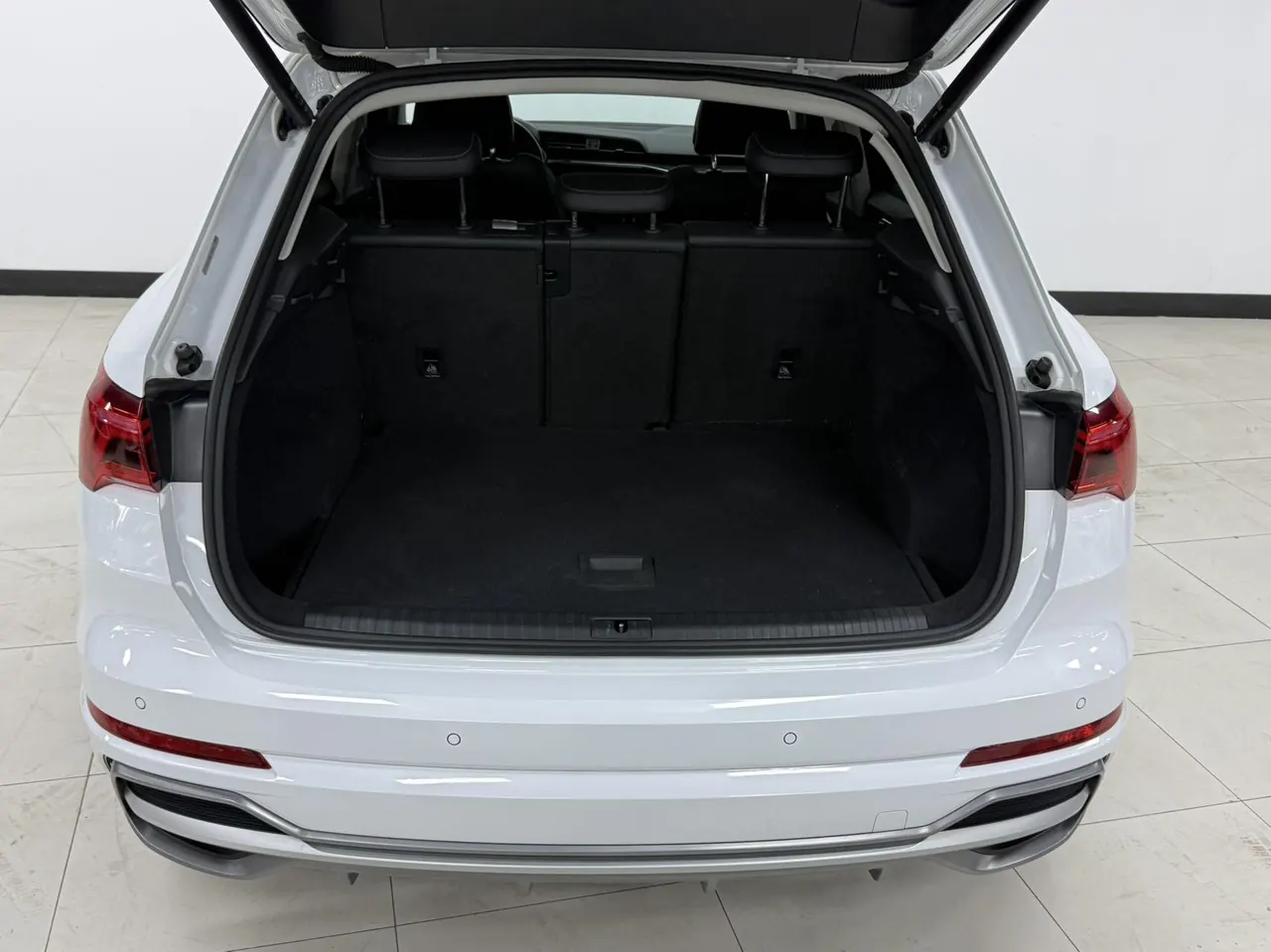 Audi 2022 Q3 1.4TFSI 35TFSI Fashion Dynamic Automatic 8