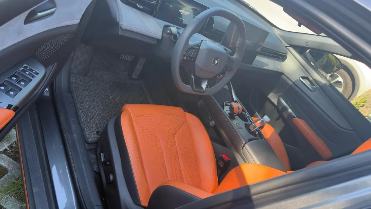 ChangAn 2025 UNI-V 2.0T Jin Qing type automatic gear 5