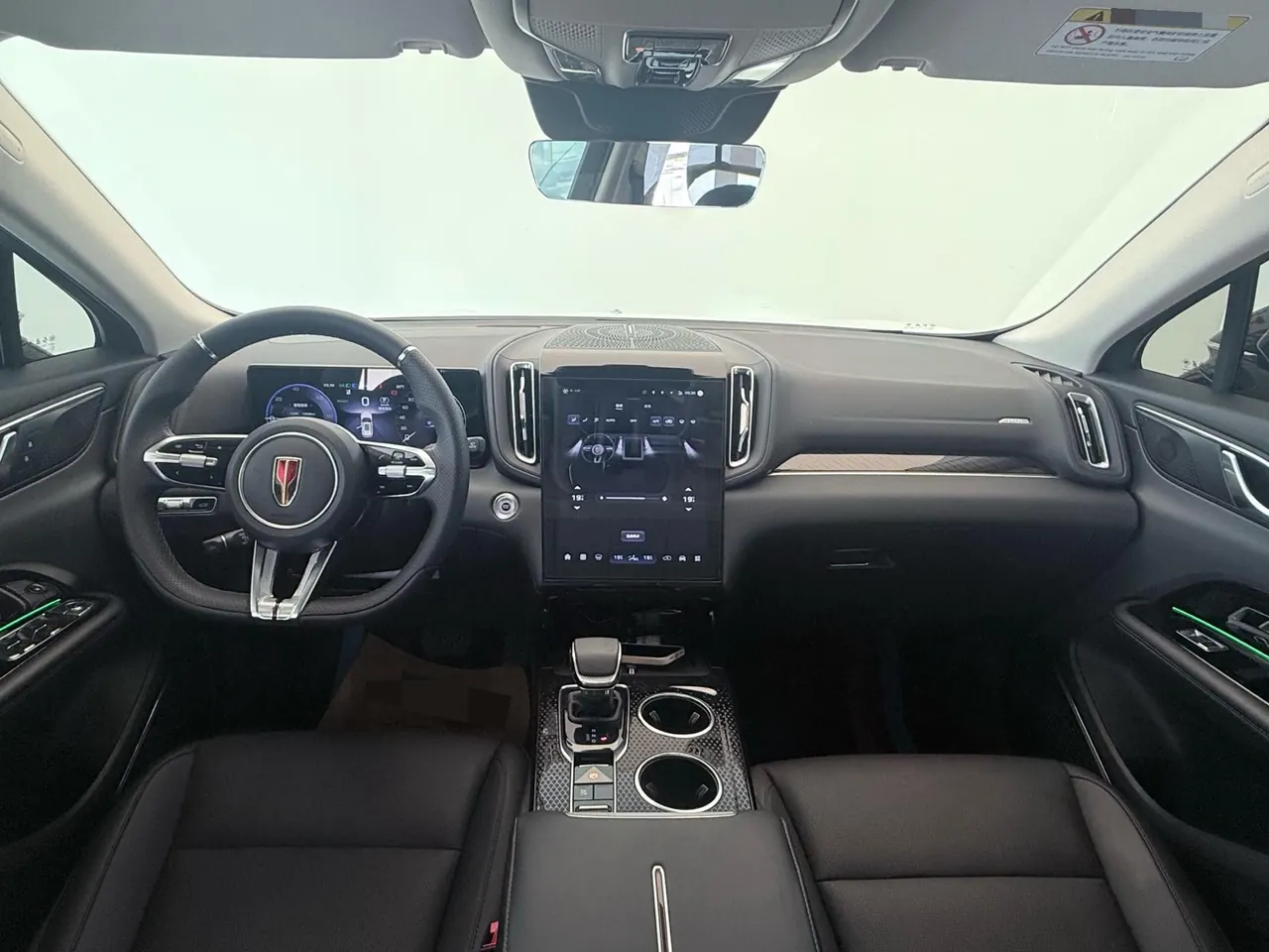HongQi 2025 HS3 PHEV 1.5T 125km strength for 2 million commemorative automatic gear 2