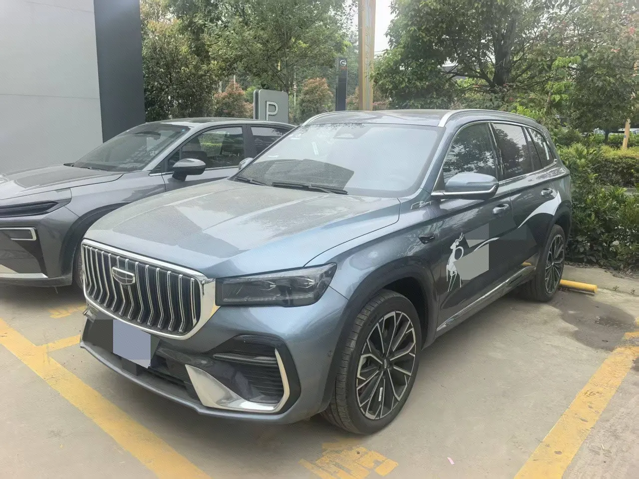 Open image lightbox: Geely 2025 XingyueL (Monjaro) 2.0TD Oriental Obsidian 4WD full-moon version automatic gear