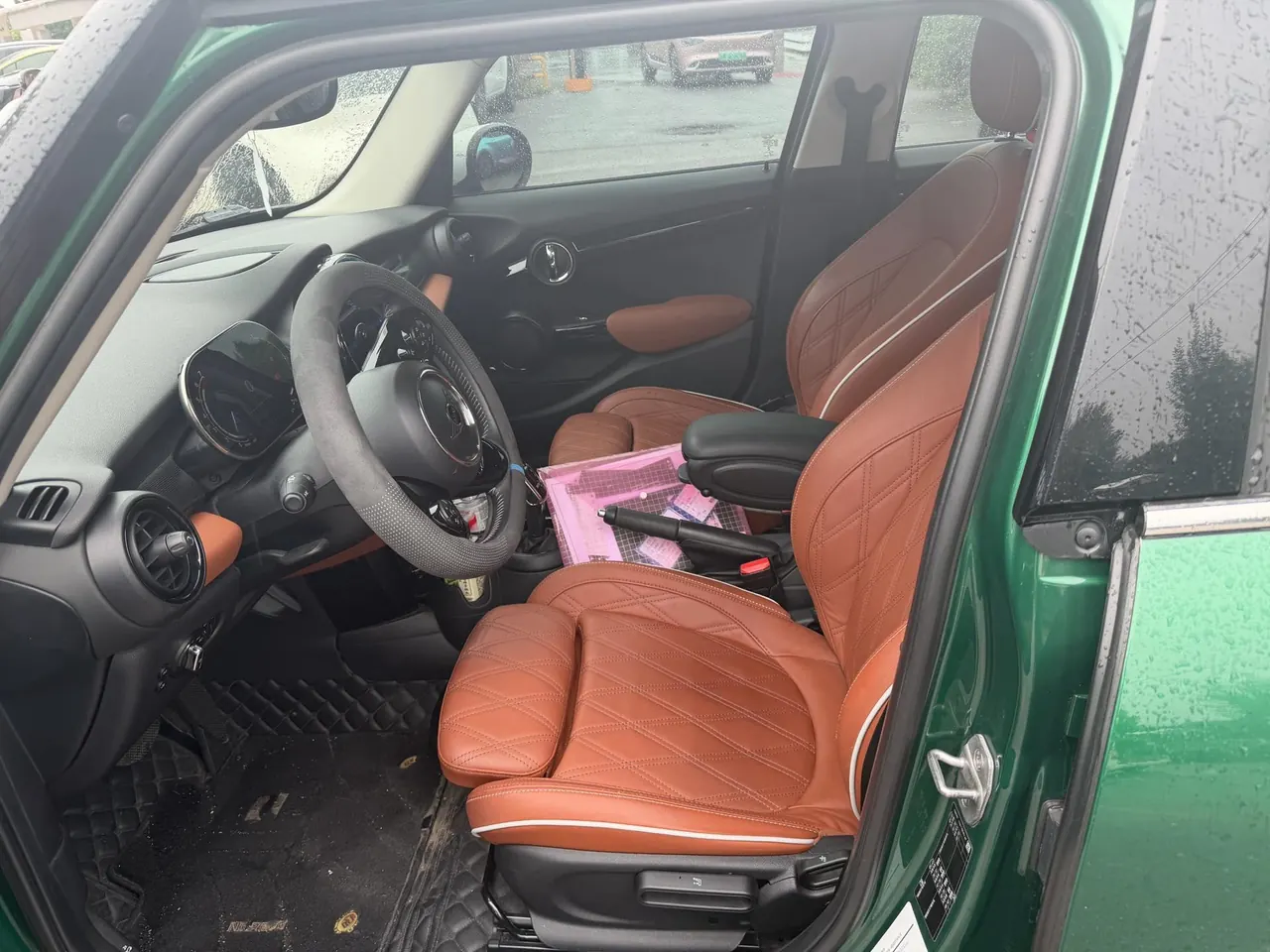 MINI Mini (imported) 2020 Mini Cooper S 2.0T artist automatic gear 5