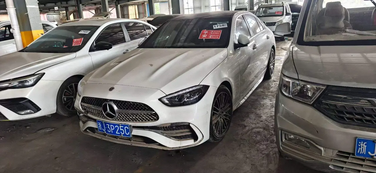 打开图片灯箱:Mercedes Benz Class C 2025 C 260 L 48V 1.5T Hao Night Sports Edition Automatic Gear