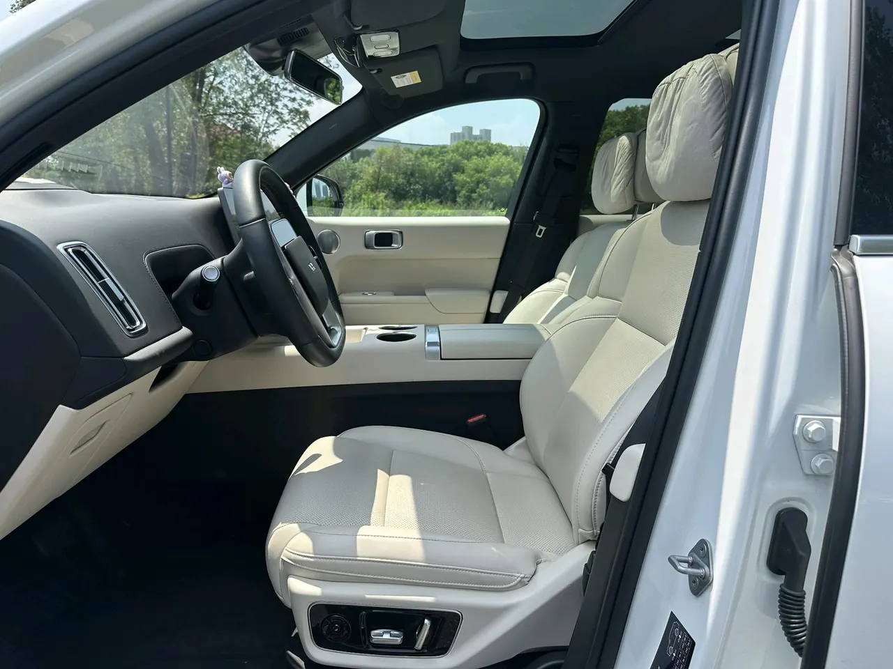 Li 2023 L7 Pro automatic gear 14