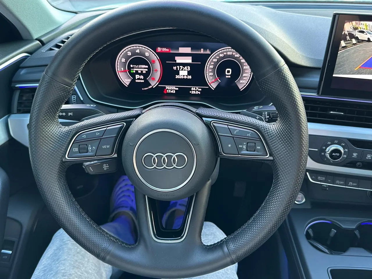 Audi 2020 A4L 2.0TFSI 40TFSI Fashion Dynamic Automatic 9