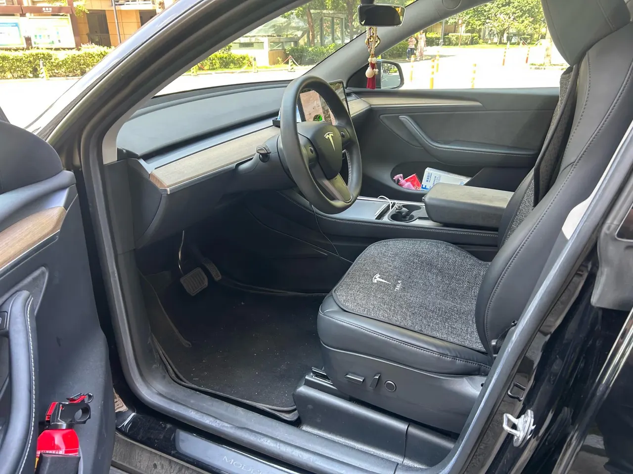 Tesla 2022 Model Y rear-wheel drive version automatic transmission 4