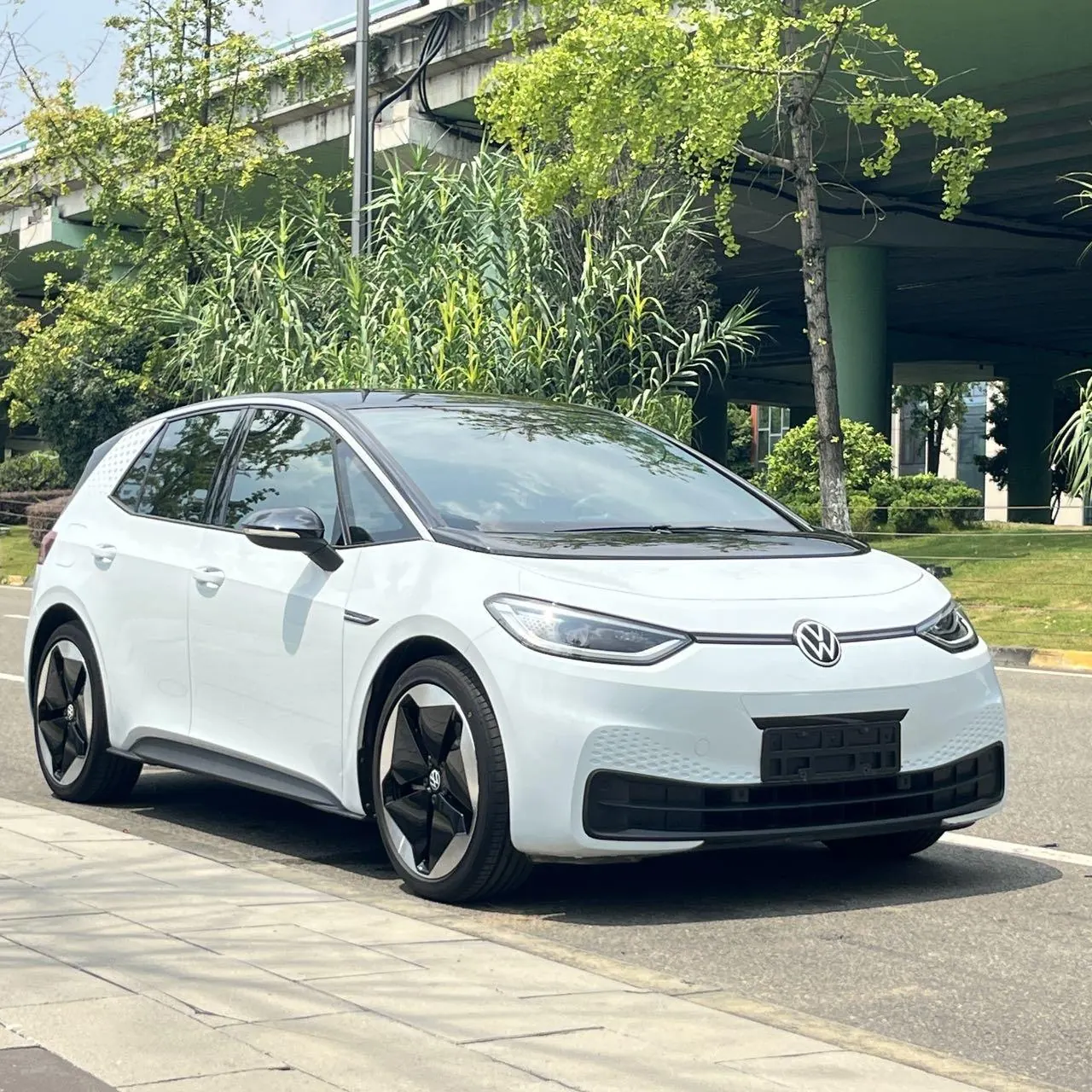 Volkswagen 2022 ID. 3 Pro Ultimate Edition Automatic Transmission 3