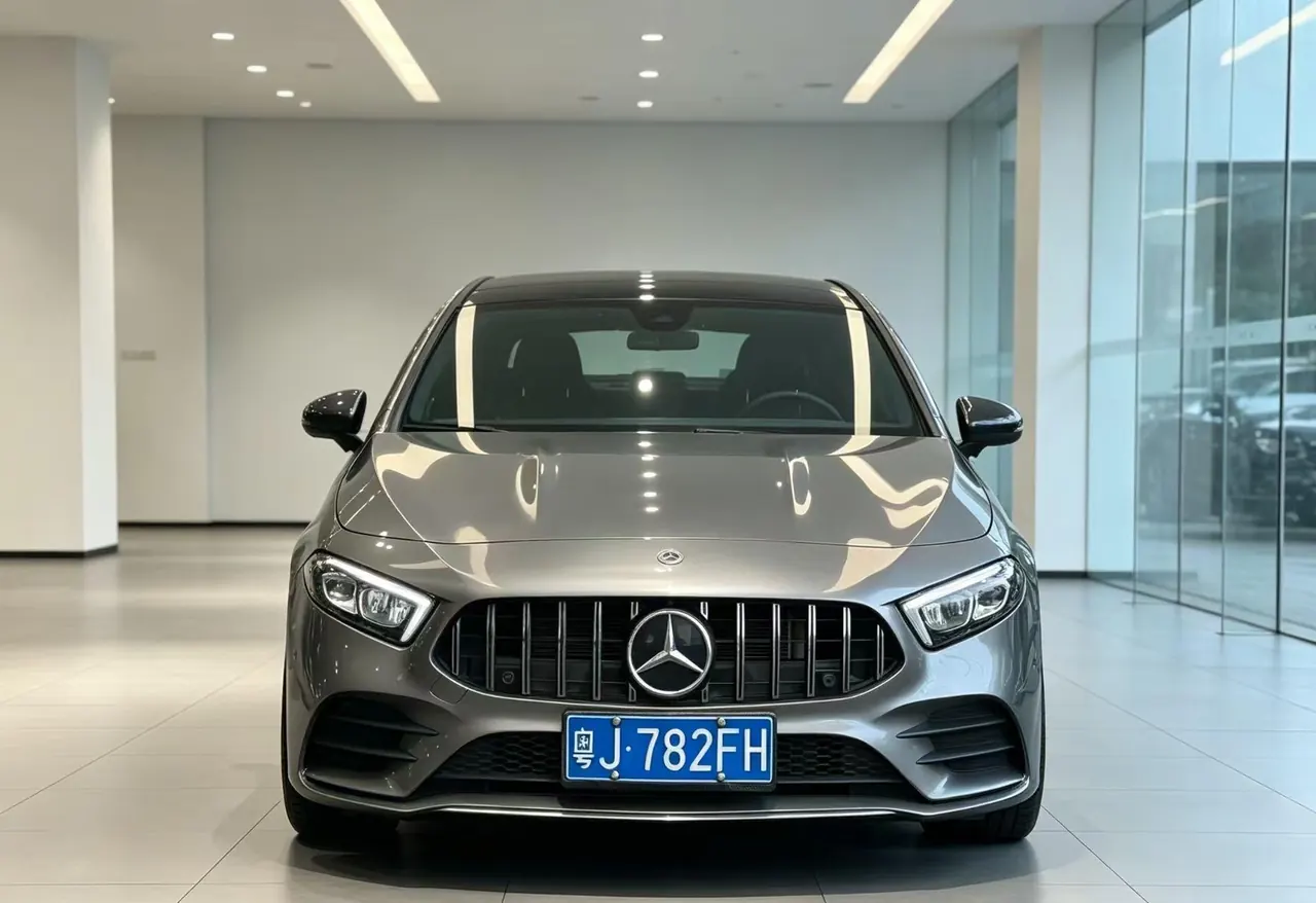 Mercedes Benz Class A 2022 A 200 L 1.3T Fashion (Change 3) Automatic 2