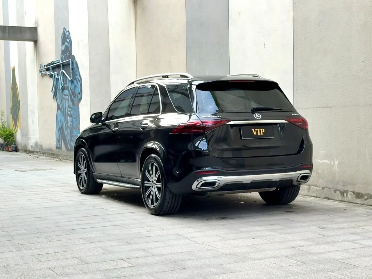 打开图片灯箱:Mercedes Benz GLE (Imported) 2025 GLE 350 4MATIC 48V 2.0T Fashion Automatic Gear