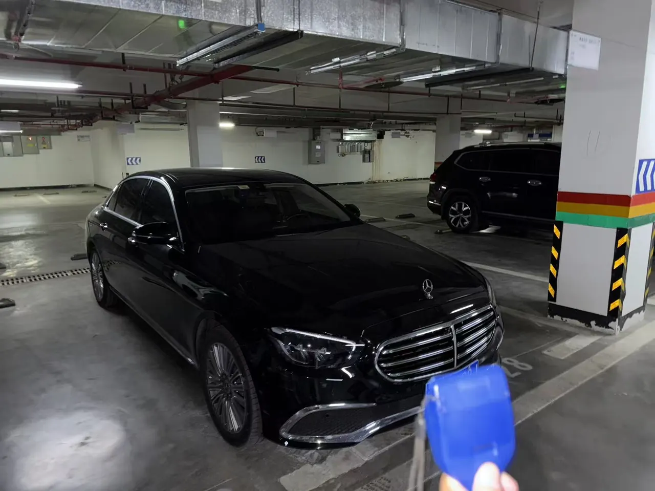 Mercedes Benz E Class 2022 E 300 L 2.0T Luxury Automatic Gear 3