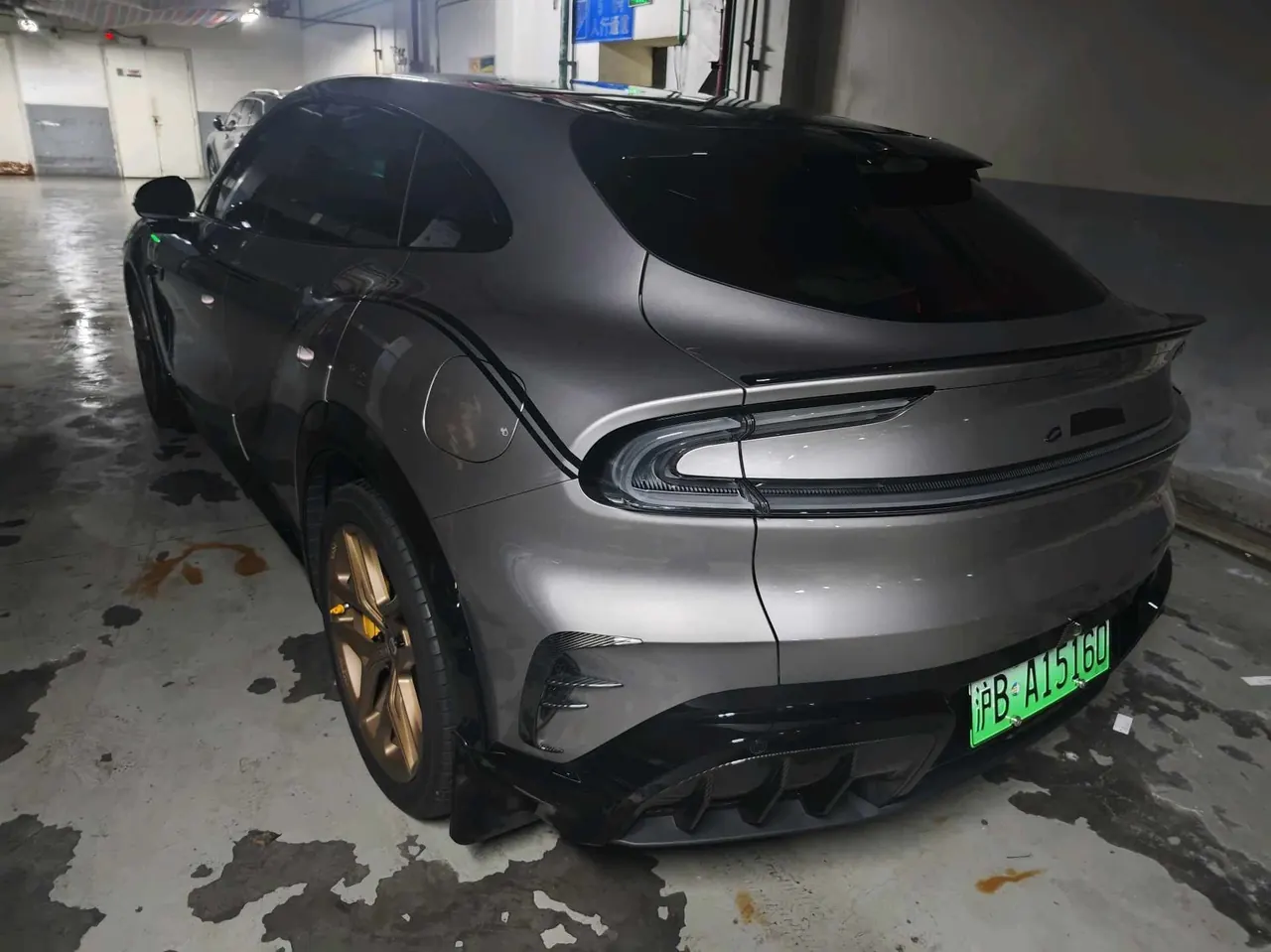 MI 2025 YU7 Long Endurance High Performance Four-wheel Drive Max Edition Automatic Gear 11