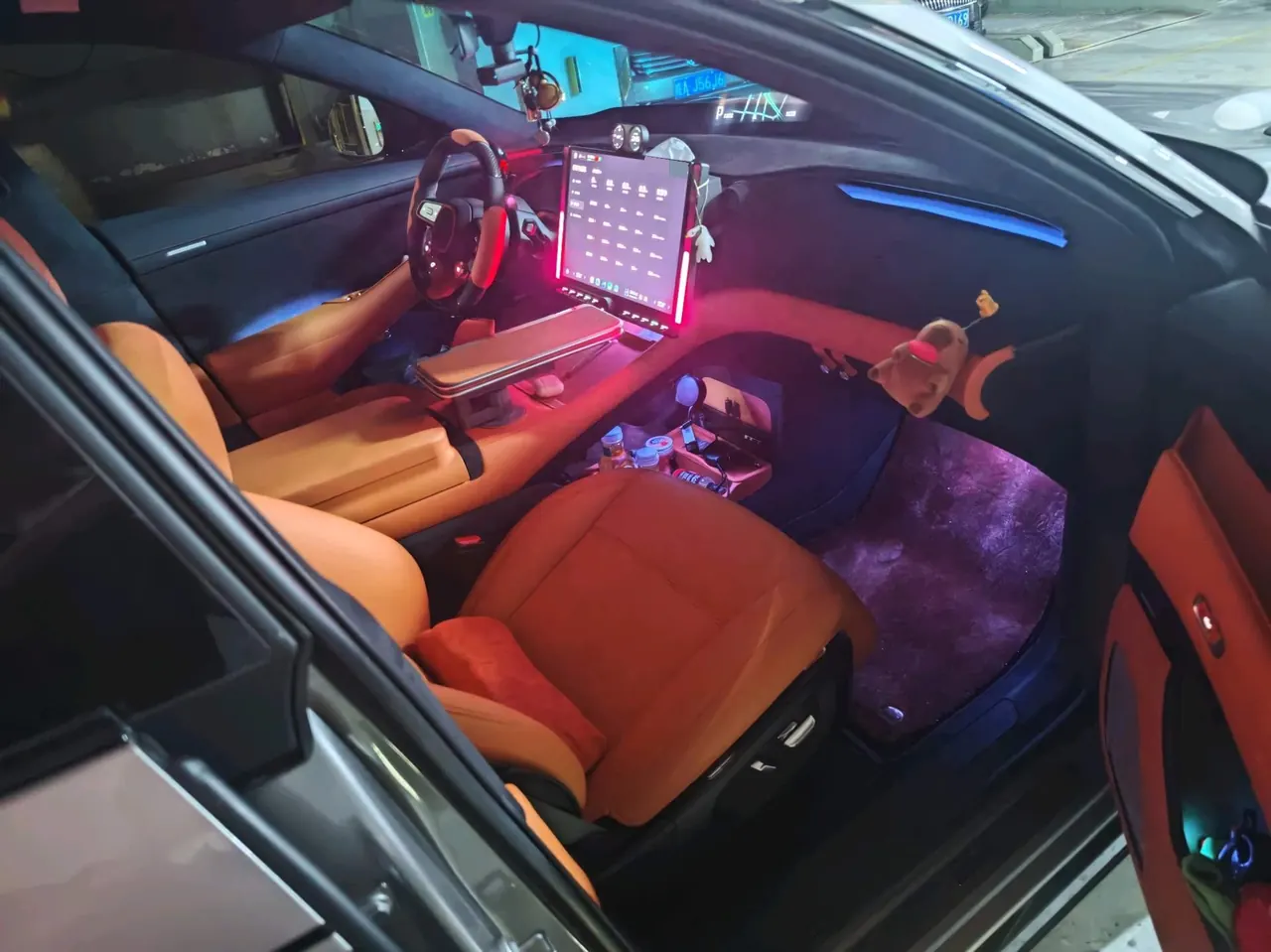 MI 2025 YU7 Long Endurance High Performance Four-wheel Drive Max Edition Automatic Gear 9