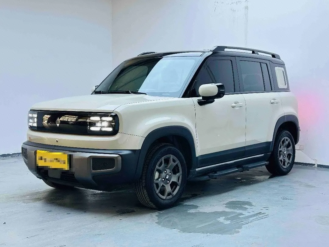 Open image lightbox: BaoJun 2026 Yueyou Plus 301km Flagship Automatic Gear
