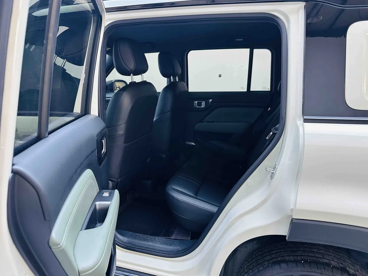 BaoJun 2026 Yueyou Plus 301km Flagship Automatic Gear 3