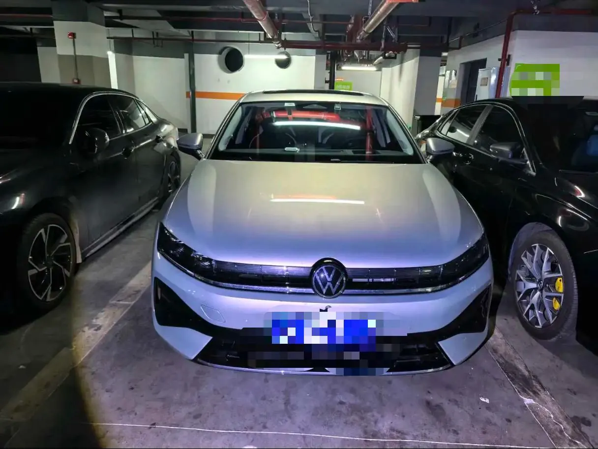 Volkswagen 2026 Sagittarius L 1.5TSI 300TSI Elite Automatic 2