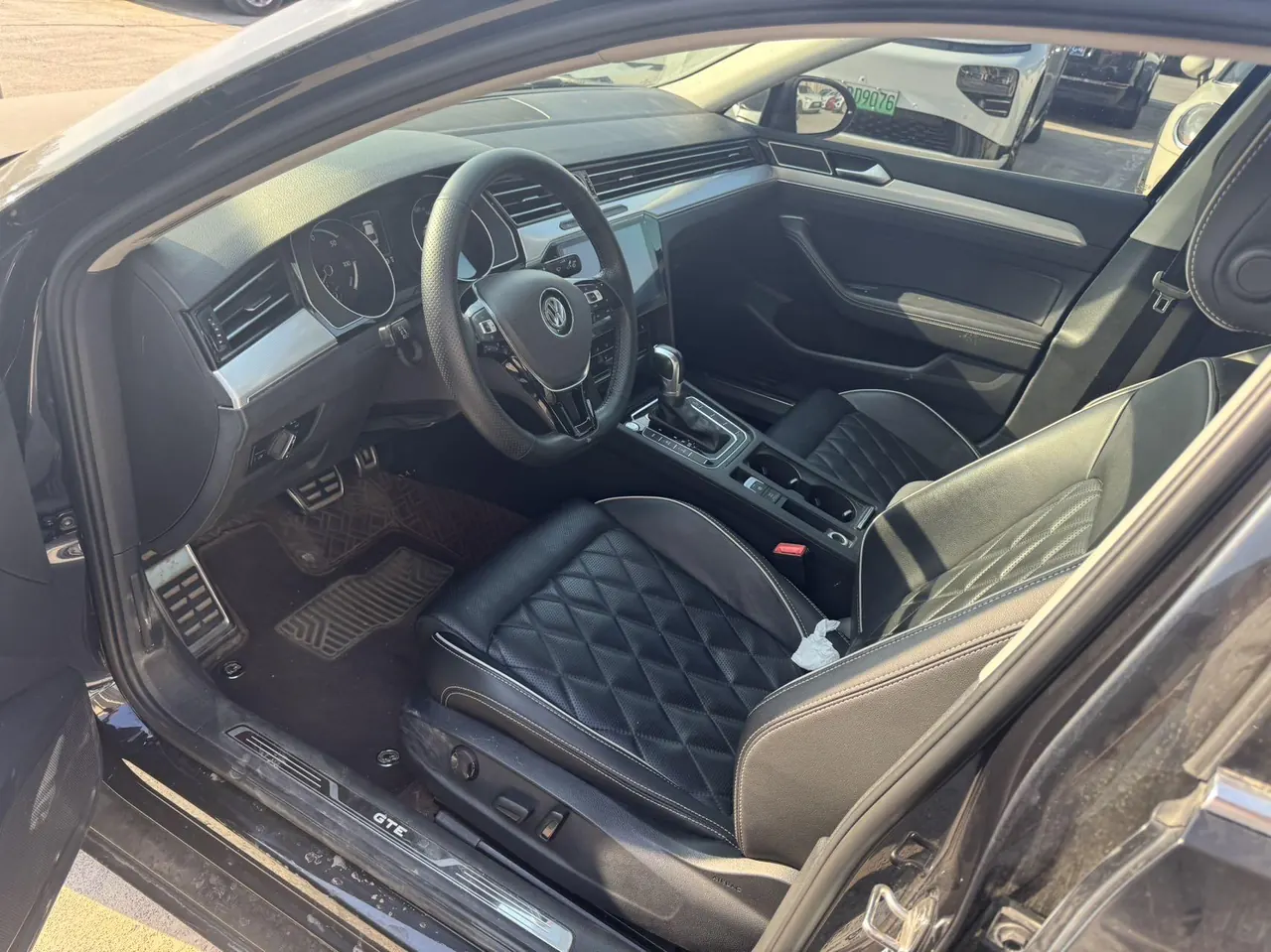 Volkswagen Magotan New Energy 2020 Magotan GTE 1.4T Luxury Automatic Gear 2