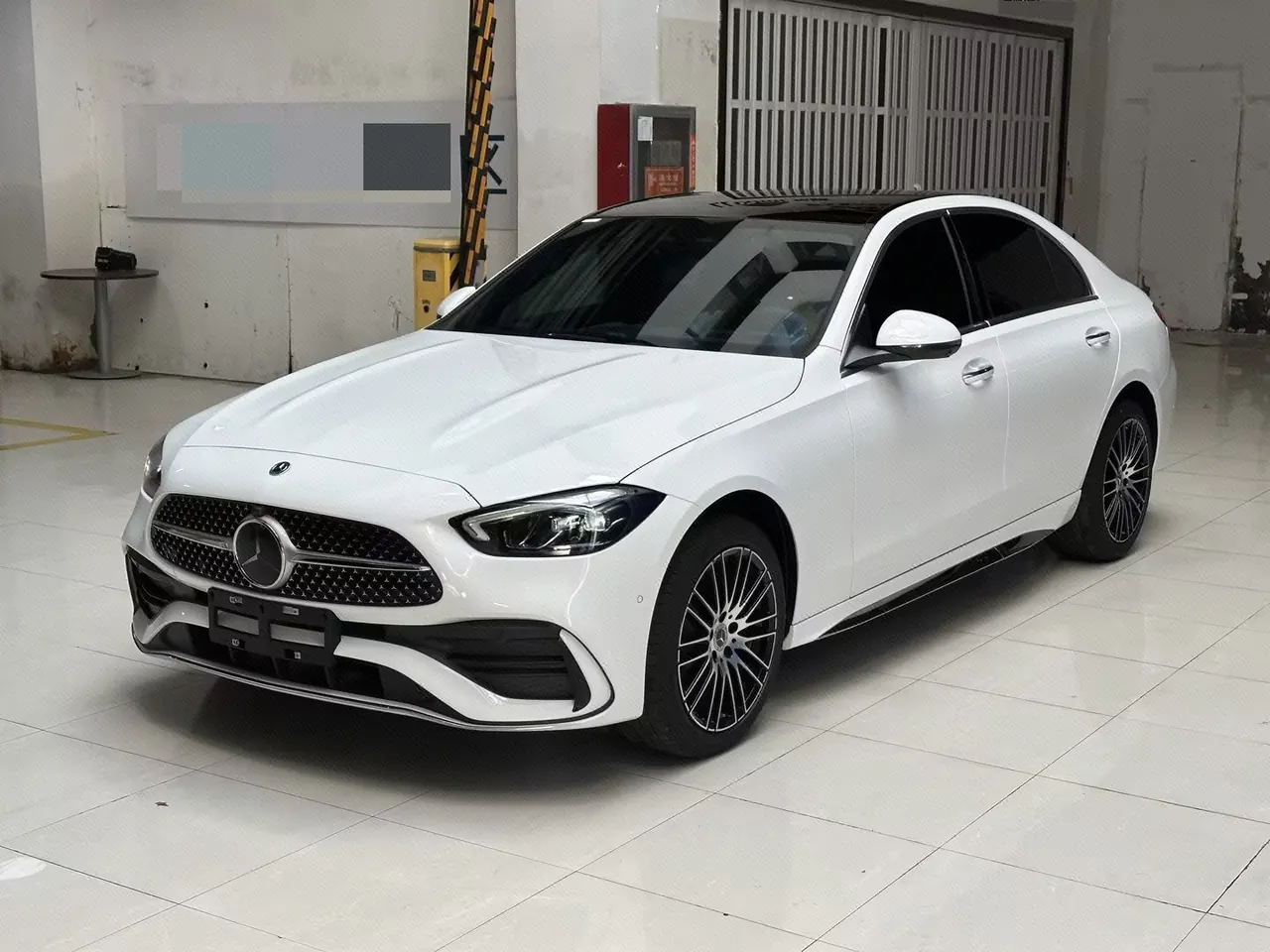Open image lightbox: Mercedes Benz Class C 2026 C 260 L 48V 2.0T Sports Edition Automatic Gear