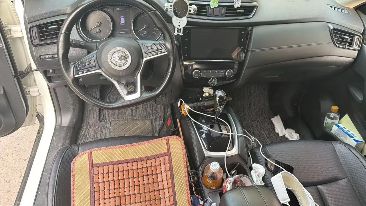 Nissan 2020 Qijun 2.0 stepless XL Premium two-wheel drive Zhilian exclusive version of automatic gear 4