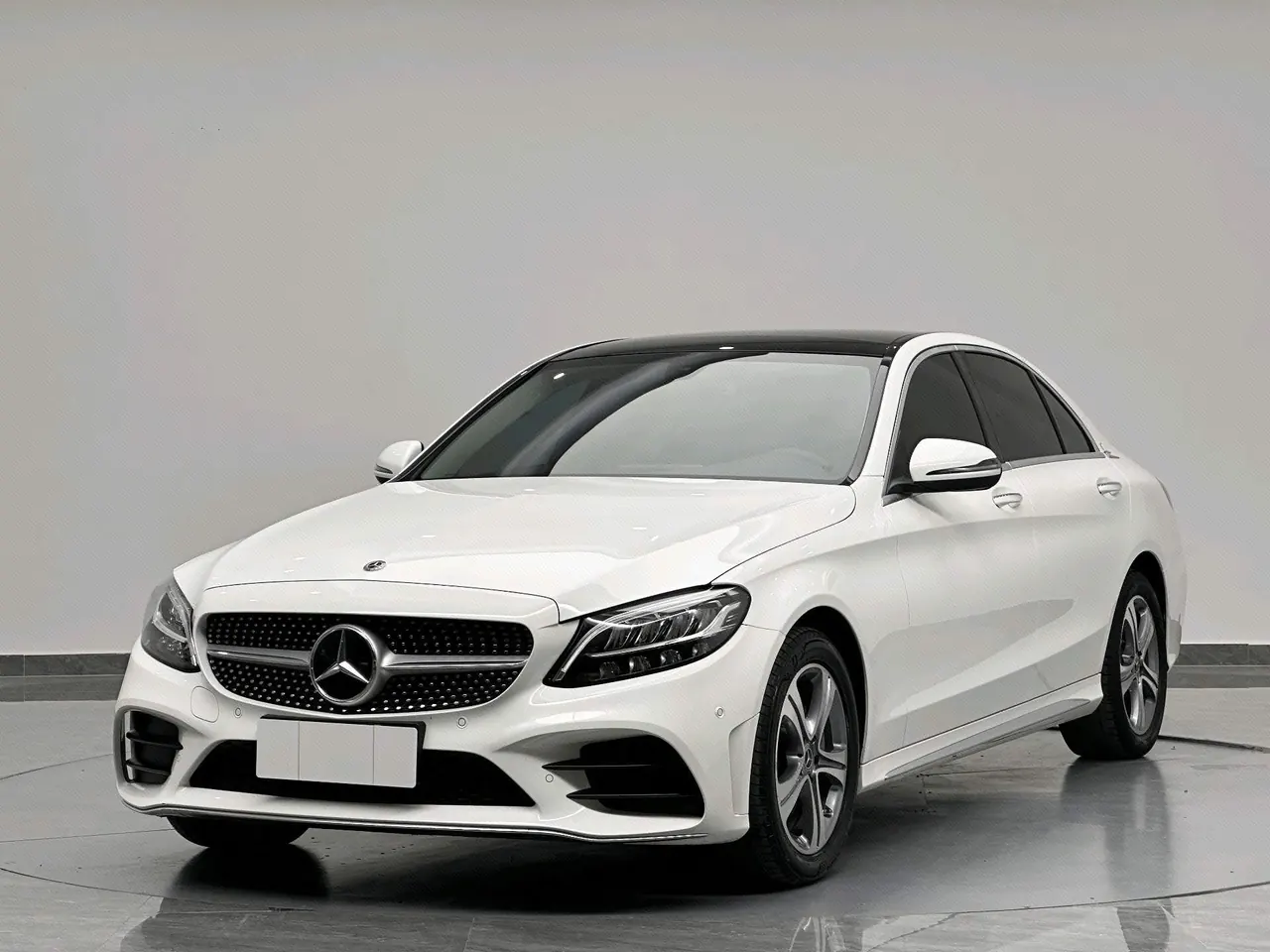打开图片灯箱:Mercedes Benz Class C 2020 C 260 L 48V 1.5T Sports Edition Automatic Gear
