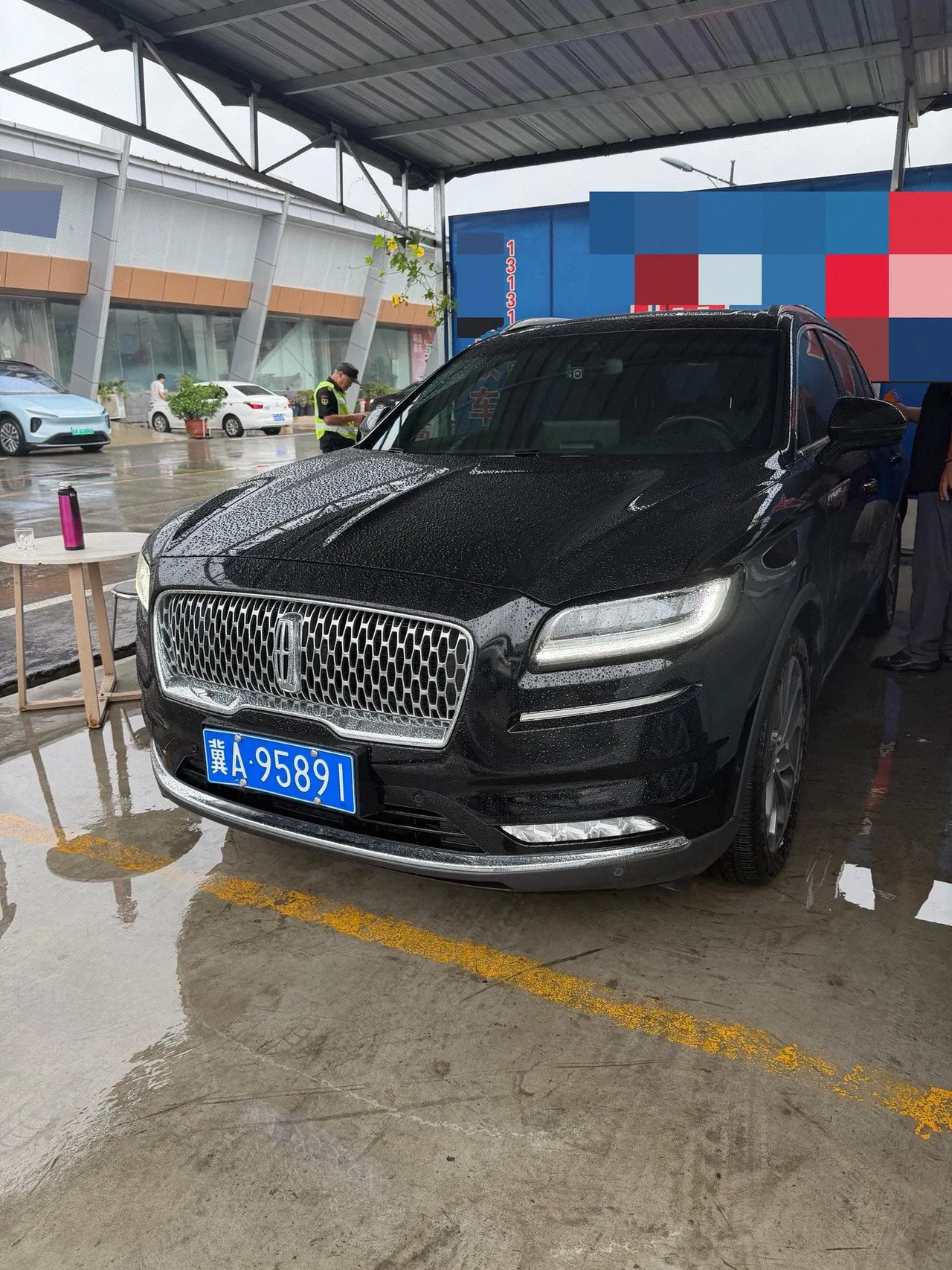 Open image lightbox: Lincoln 2021 Navigator 2.0T 4-wheel Drive Elegant Edition Automatic Gear