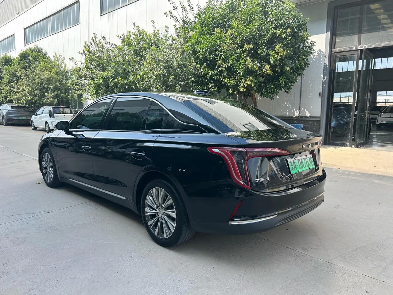 HongQi 2023 E-QM5 E-QM5 PLUS automatic gear 4