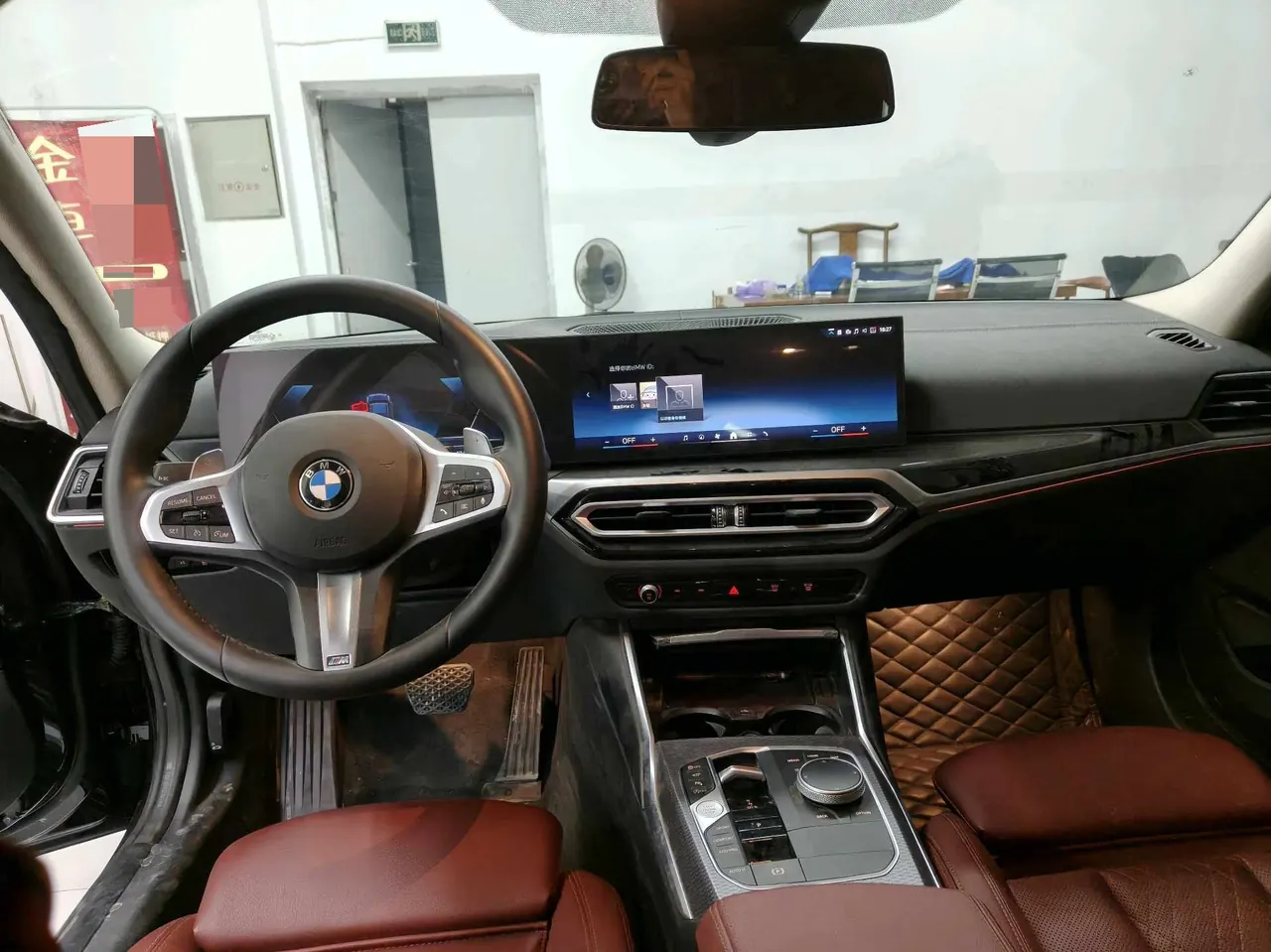 BMW 3 Series 2024 325Li 2.0T M Sports Obsidian Night Suit Automatic Gear 4