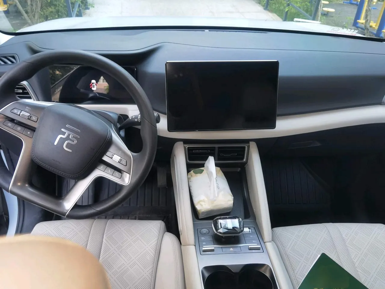 BYD 2024 Yuan UP 401KM Leading Automatic Gear 9