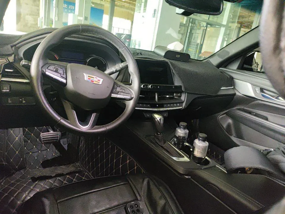 Cadillac 2021 CT4 2.0T 28T luxury automatic gear 5