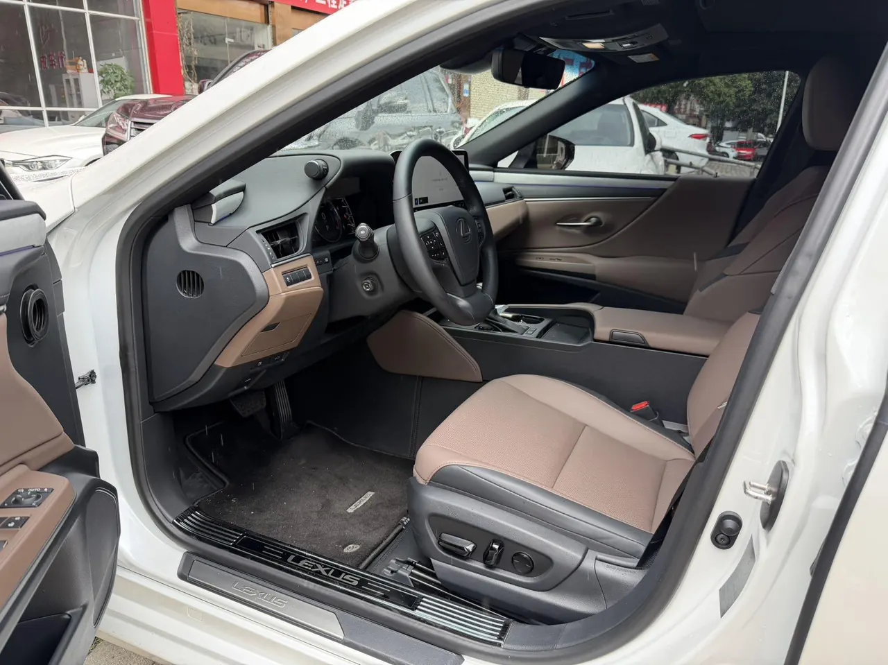 Lexus ES (Imported) 2025 ES200 2.0 Stepless Edition Automatic Gear 7