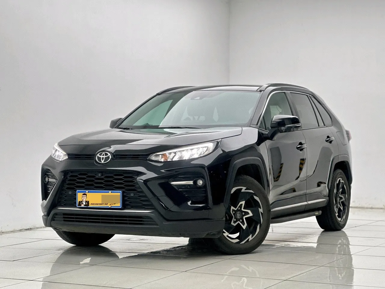 打开图片灯箱:Toyota 2020 Wilanda 2.0 Stepless Two-Drive Technology Edition Automatic Gear